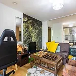 Green Terrace Apartment