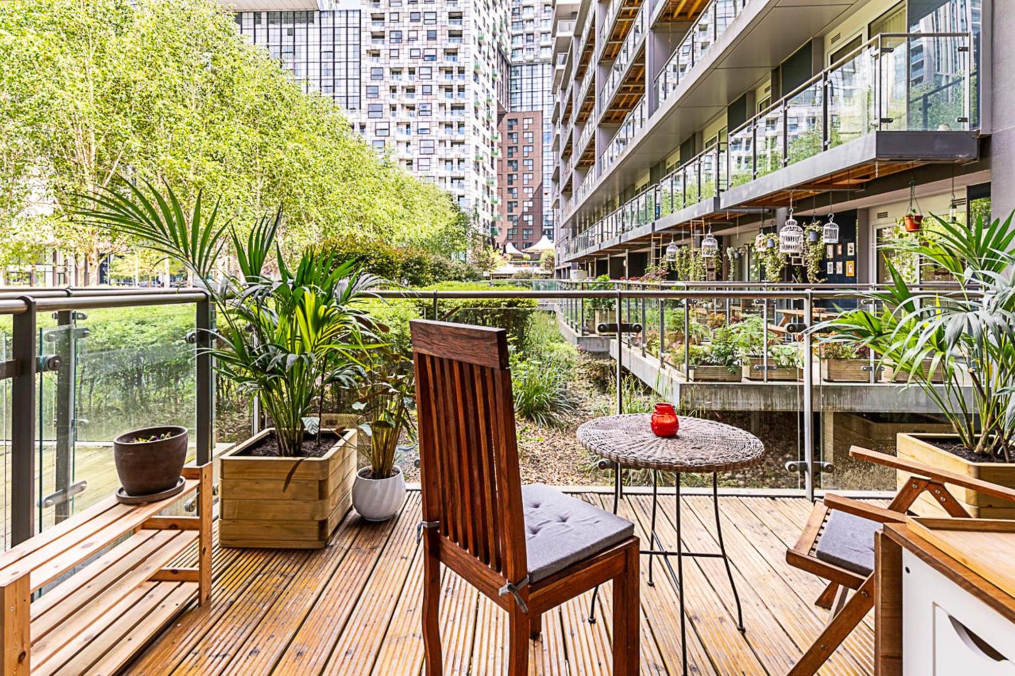 Terrace *